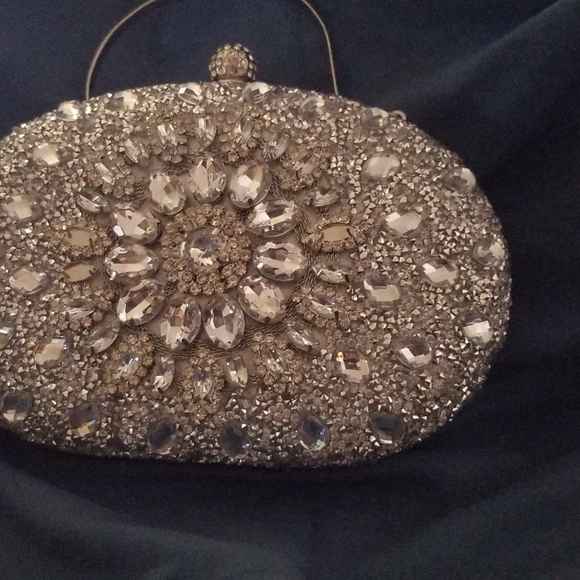 Purse - Picture 6 of 16